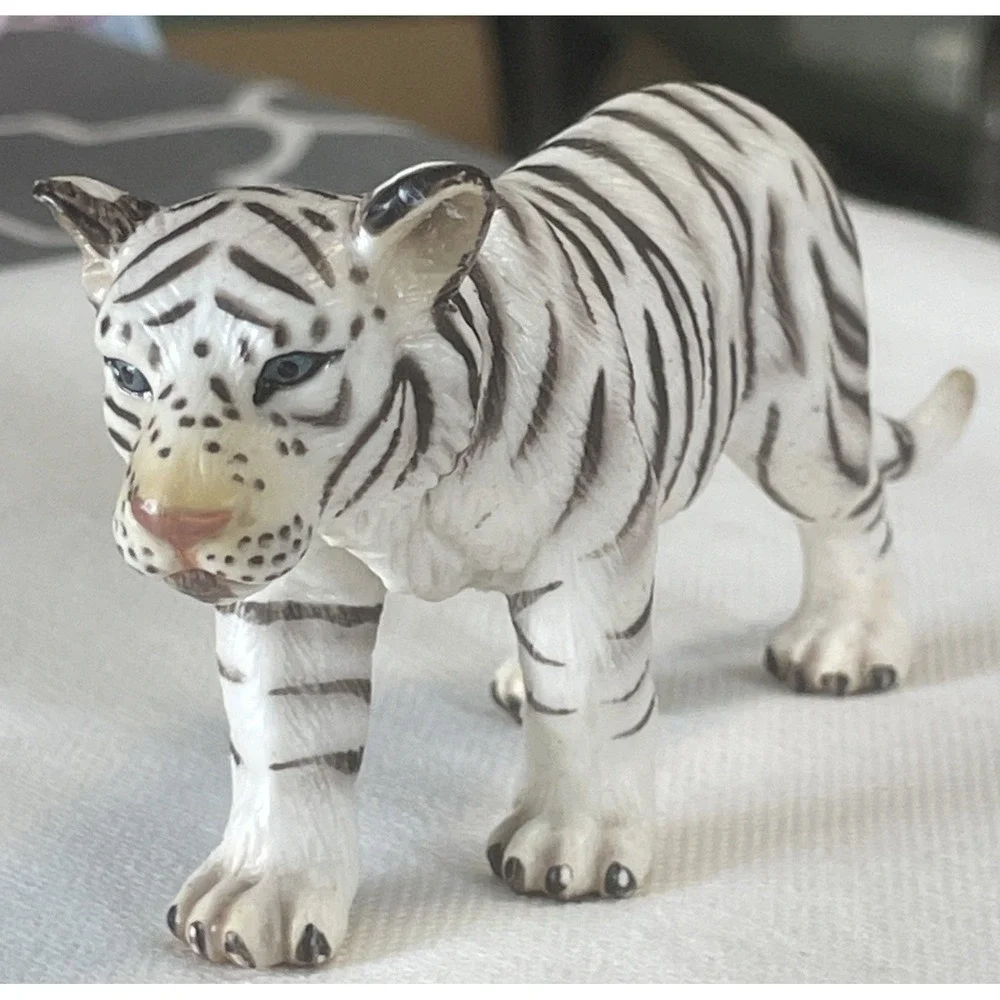 Vintage Schleich White Tiger Bengal Tiger Figurine 2003, RETIRED, Excellent Cond